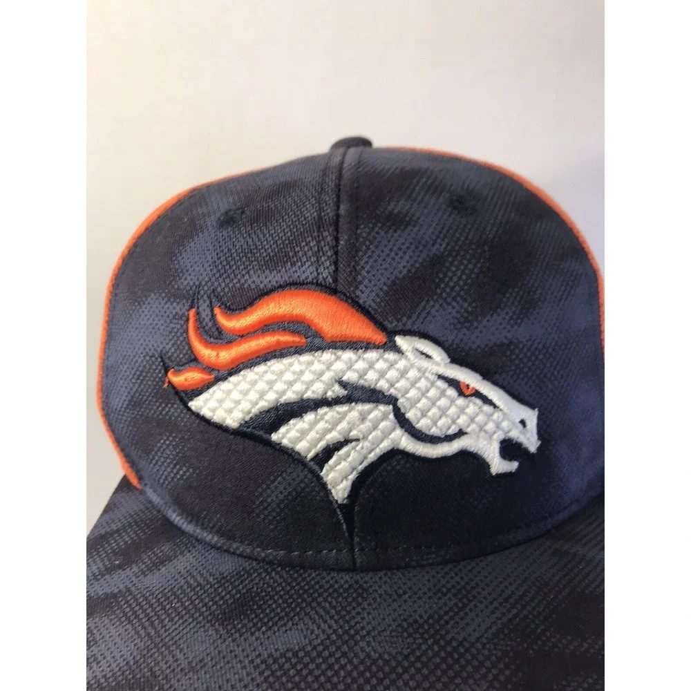 NFL Denver Broncos Football Hat Cap SnapBack Youth Team Wear‎ Game Day